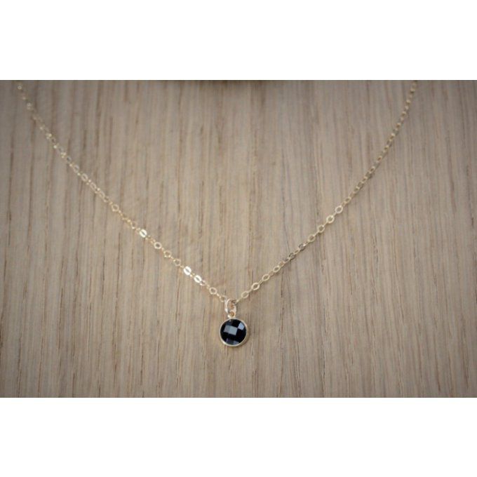 Collier or gold filled pendentif zirconium noir