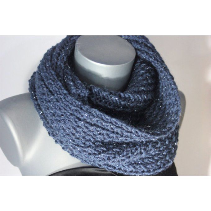 Snood - écharpe en laine de couleur bleu encre pailleté