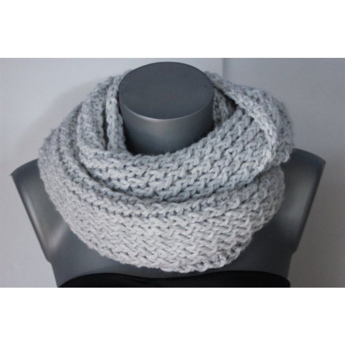 Snood - écharpe oversize en laine gris clair