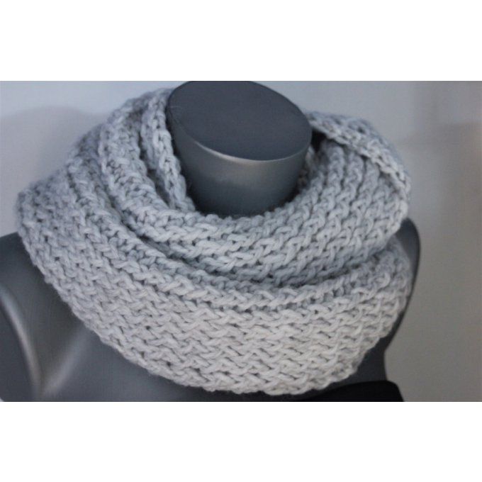 Snood - écharpe oversize en laine gris clair