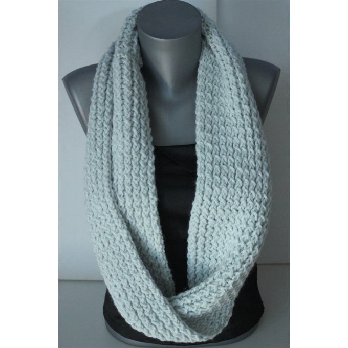 Snood - écharpe oversize en laine vert pastel