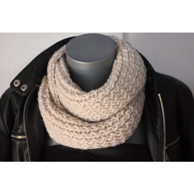 Snood - écharpe en laine de couleur écru pailleté