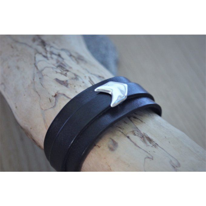 Bracelet manchette cuir noir passant flèche