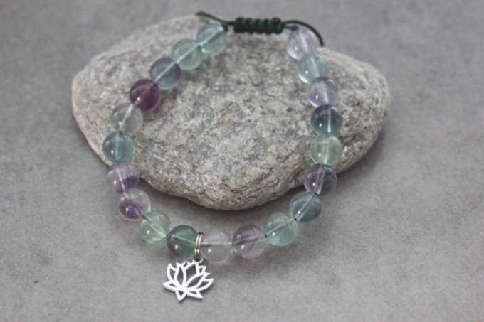 Bracelet perles fluorite et fleur de lotus en acier inoxydable