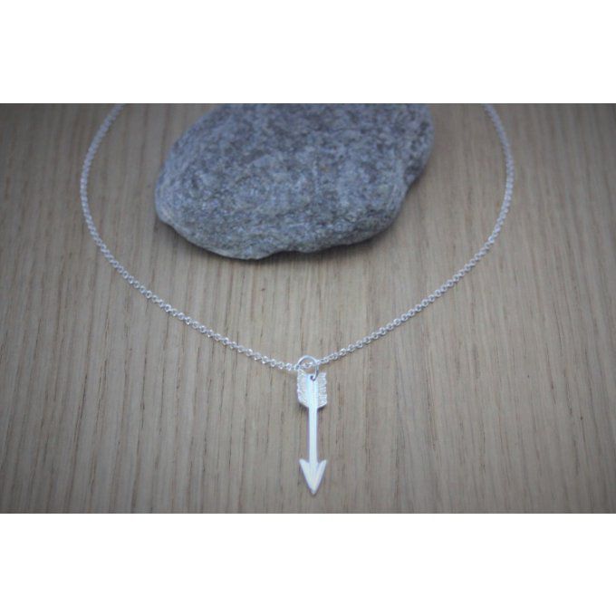 Collier argent massif pendentif flèche