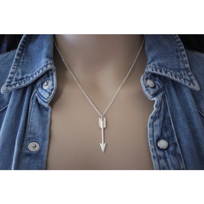 Collier argent massif pendentif flèche