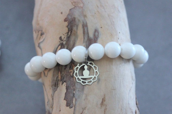 Bracelet perles de bénitier et breloque bouddha en acier inoxydable