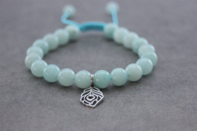Bracelet perles amazonite et plume de paon en acier inoxydable
